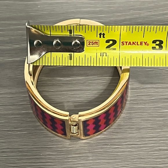 Avon Hinged Bangle Bracelet with Purple, Pink, and Coral Abstract Design - Picture 8 of 8
